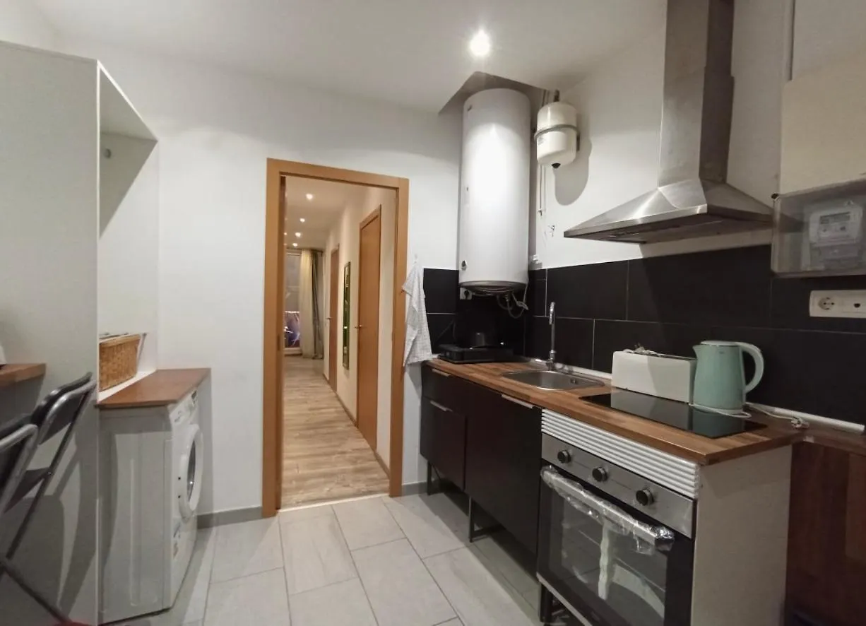 Pilar 2 Bed & Breakfast Barselona 0*,  İspanya